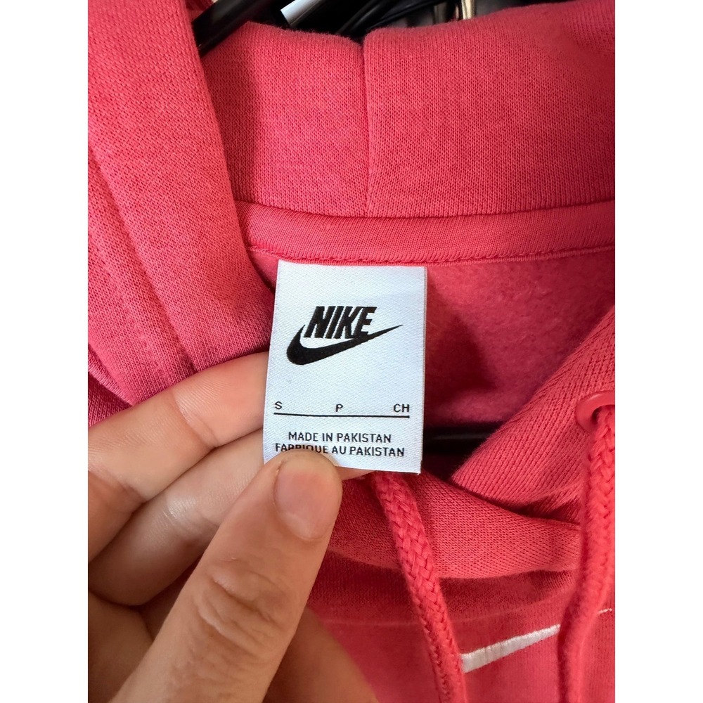 #27 -Nike Center Swoosh Hoodie - Picture 2 of 3